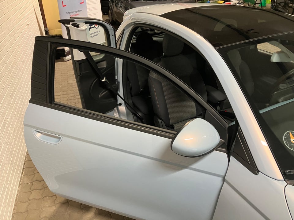 Fiat 500e 42 Icon Sky 3+1 4d