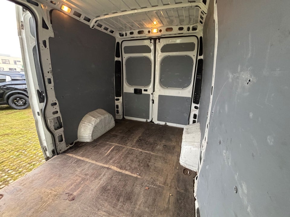 Citroën Jumper 30 2,0 BlueHDi 130 Kassevogn L2H2