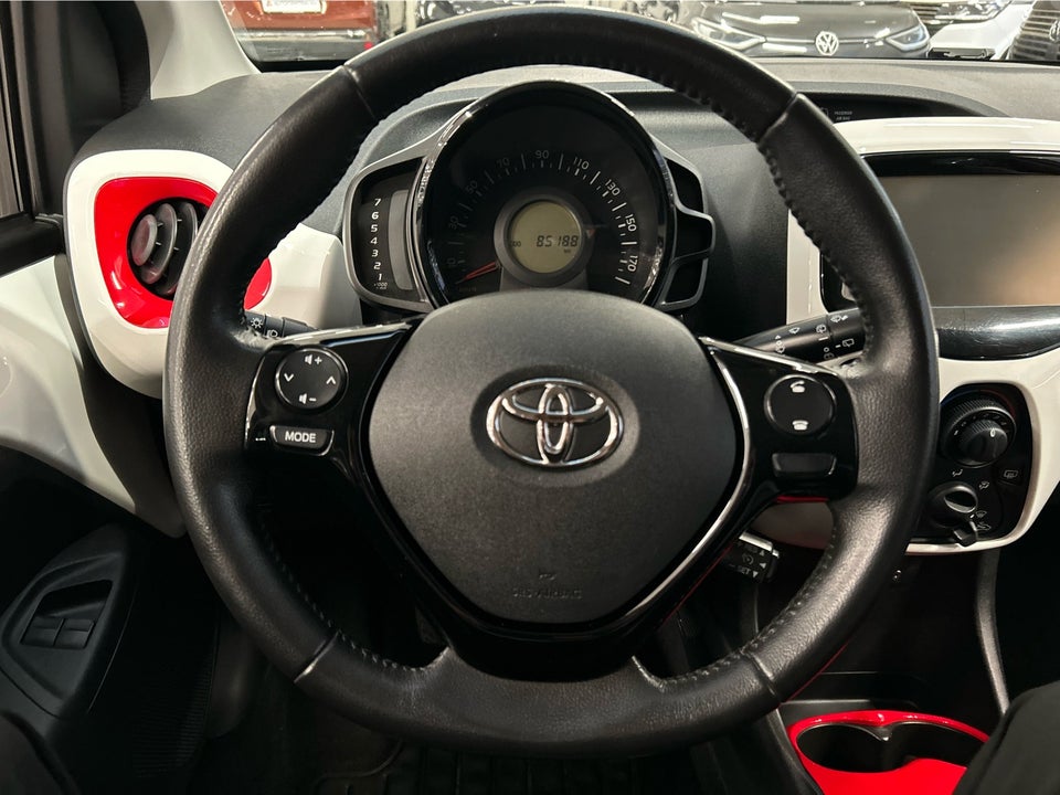 Toyota Aygo 1,0 VVT-i x 5d