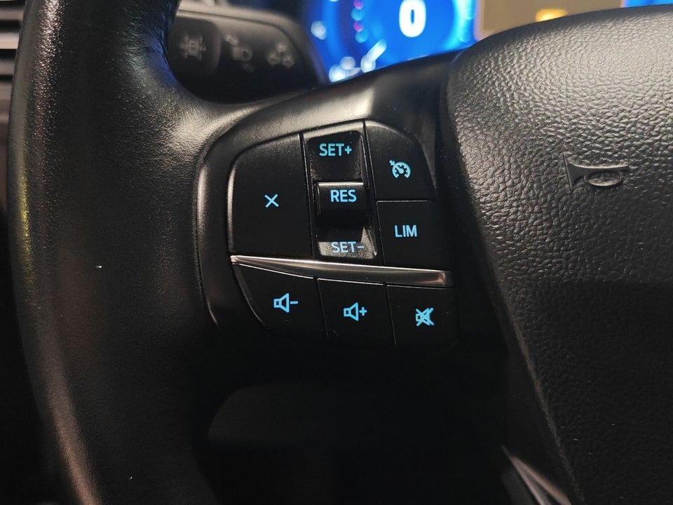 Ford Kuga 2,5 PHEV Titanium CVT 5d