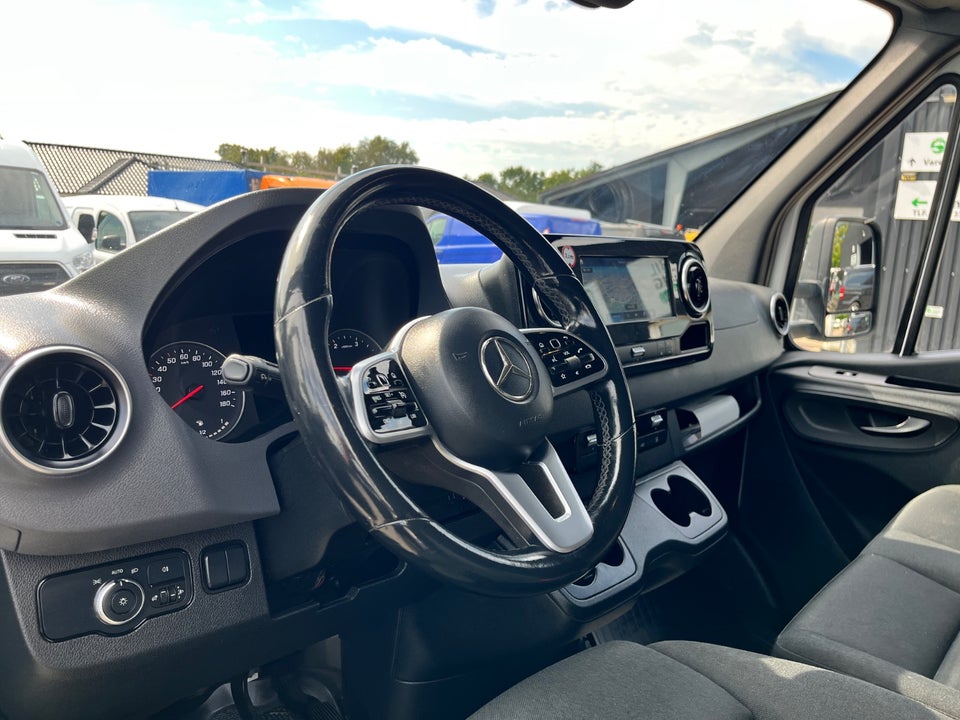 Mercedes Sprinter 317 2,0 CDi A3 Chassis aut. RWD 2d