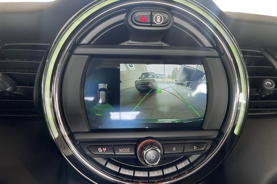 MINI Cooper SE Greenwich 3d