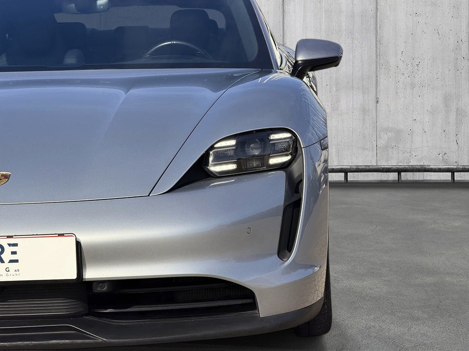 Porsche Taycan 4S Performance+ 4d