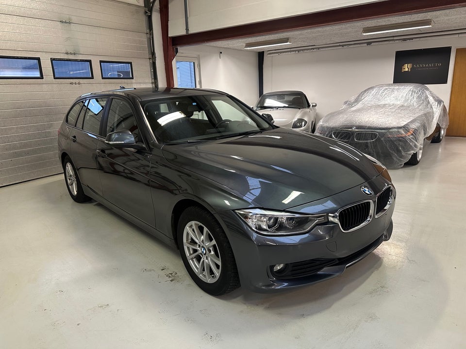 BMW 320d 2,0 Touring aut. 5d