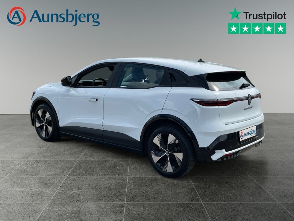 Renault Megane E-Tech 40 Equilibre 5d