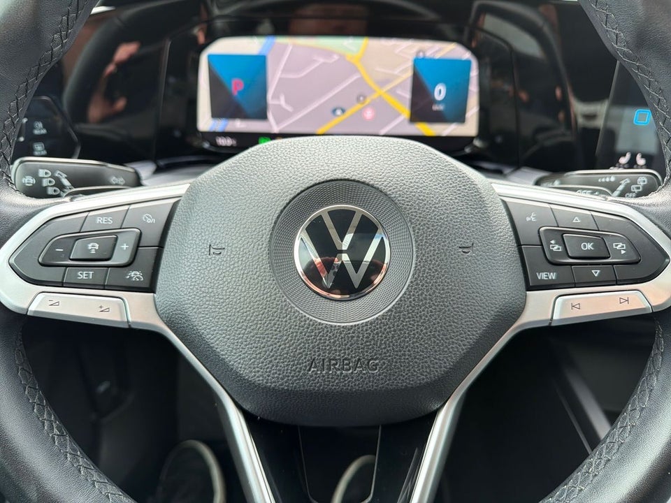 VW Golf VIII 1,5 eTSi 150 Style DSG 5d