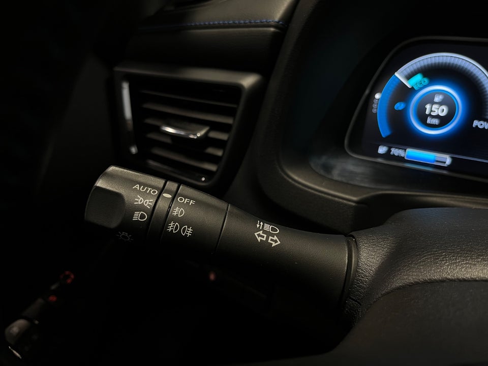 Nissan Leaf 39 N-Connecta 5d