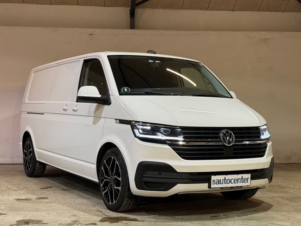 VW Transporter 2,0 TDi 150 Kassevogn DSG lang