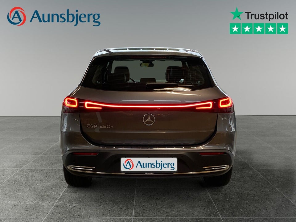 Mercedes EQA250+ Progressive 5d