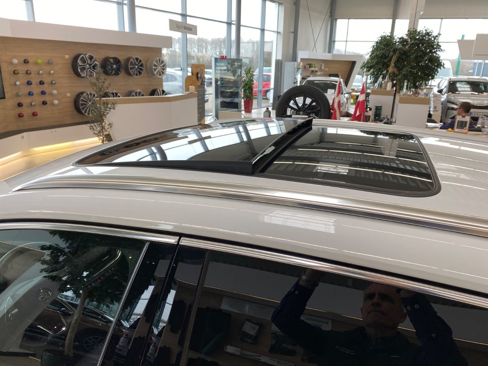 Skoda Enyaq 80 iV Plus Suite 5d