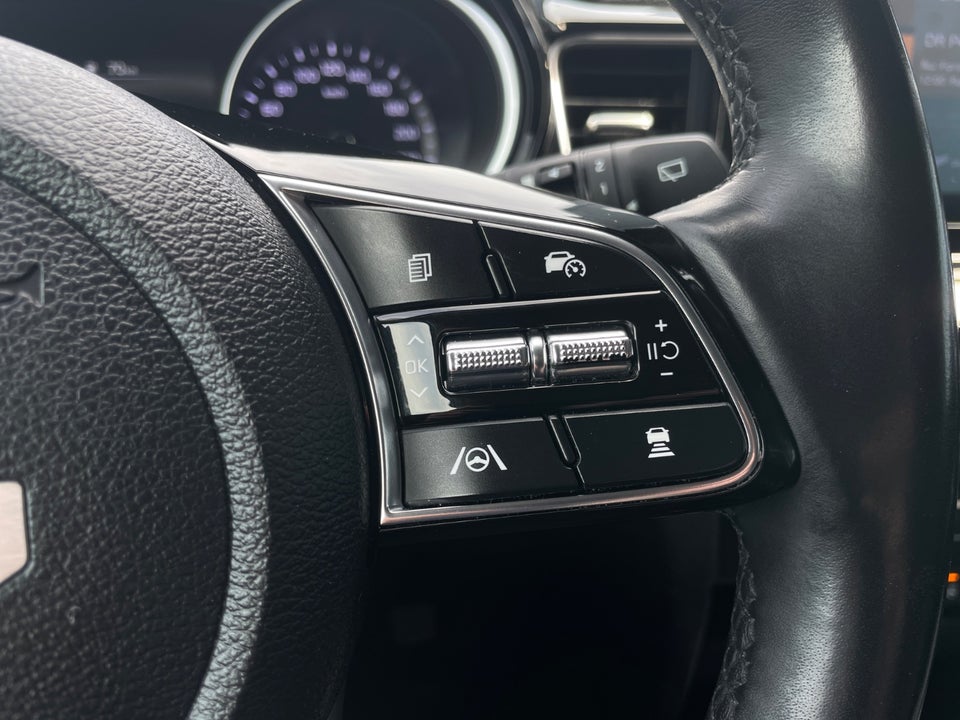 Kia Ceed 1,6 PHEV Prestige SW DCT 5d