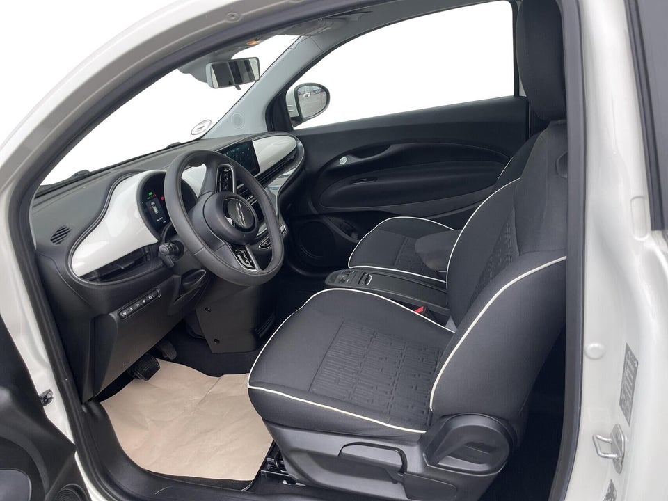 Fiat 500e 42 Icon Cabrio 2d