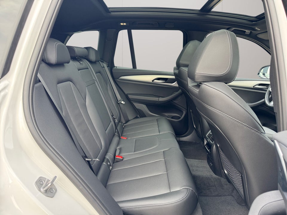 BMW iX3 Charged M-Sport 5d