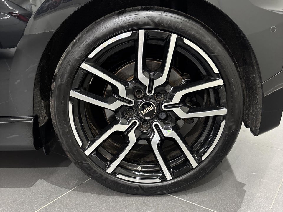 MINI Cooper SE JCW Trim XL 3d