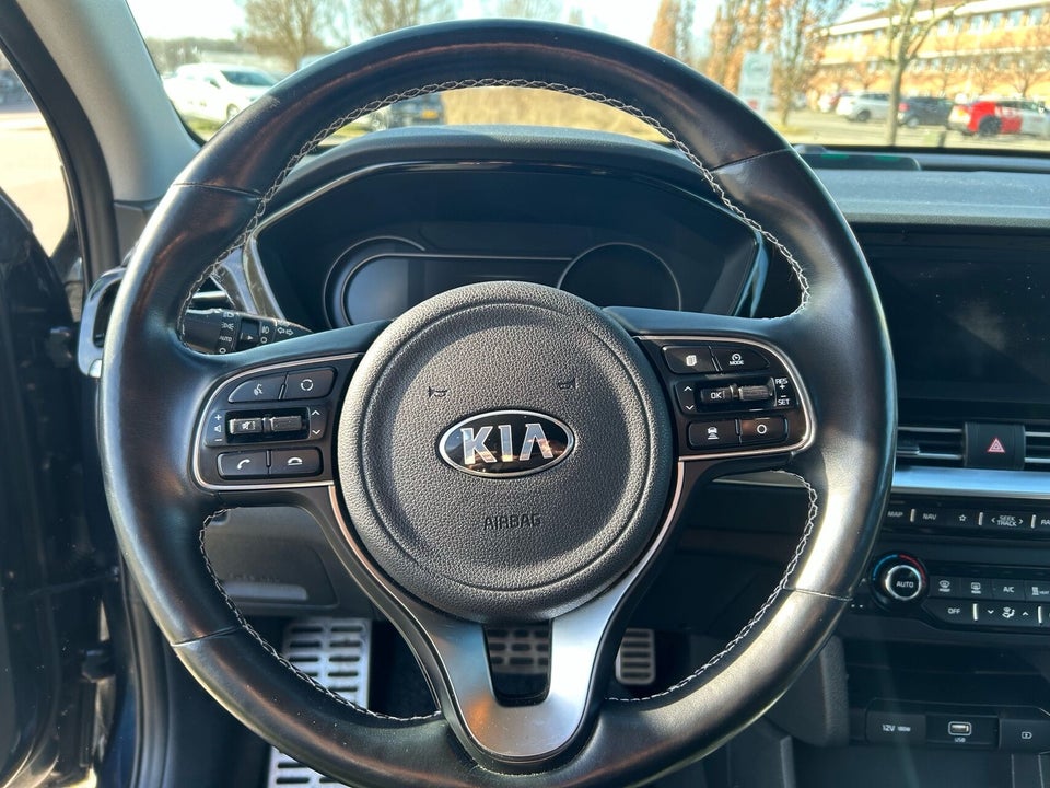 Kia e-Niro 64 Advance 5d