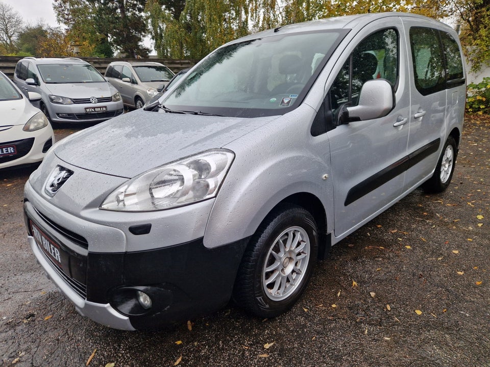 Peugeot Partner Tepee 1,6 HDi 92 Active 5d