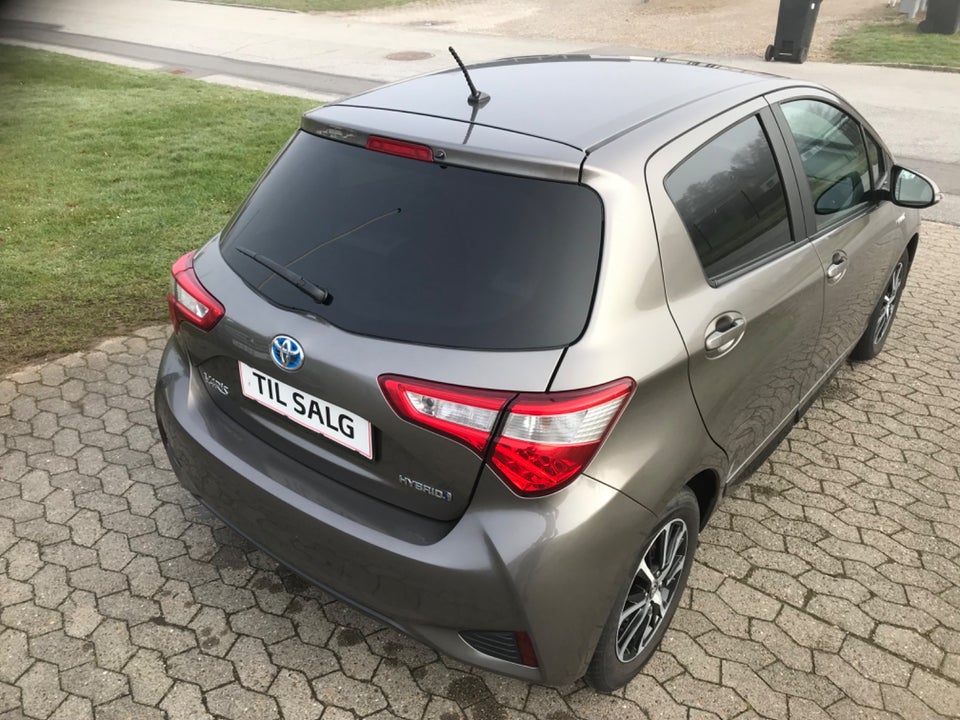 Toyota Yaris 1,5 Hybrid H3 Smart e-CVT 5d