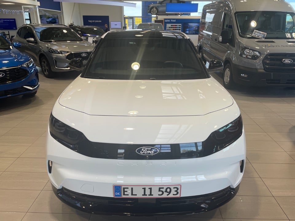 Ford Capri 82 Premium Extended Range 5d