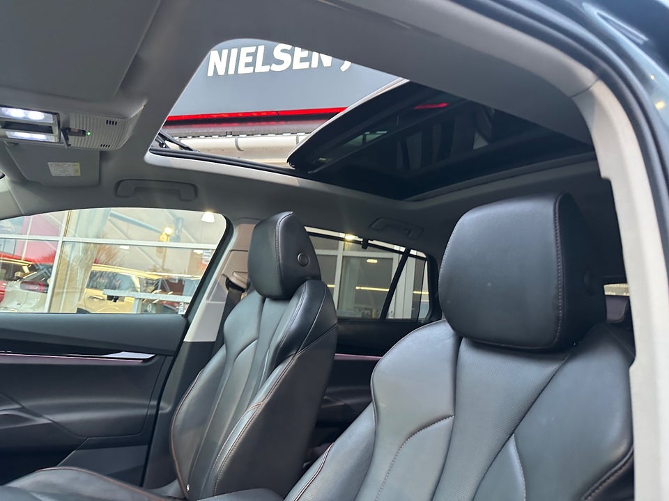 Skoda Enyaq 80 iV Suite 5d