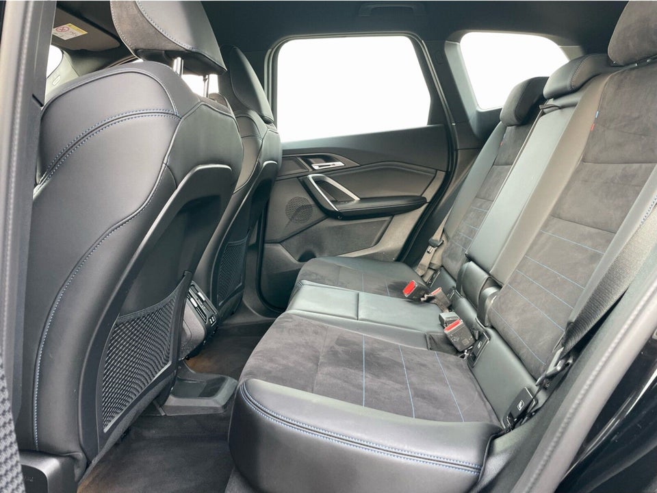 BMW iX1 eDrive20 M-Sport 5d