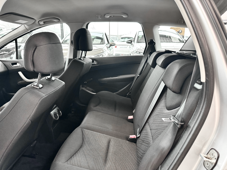 Peugeot 308 1,6 HDi 92 Comfort+ stc. 5d