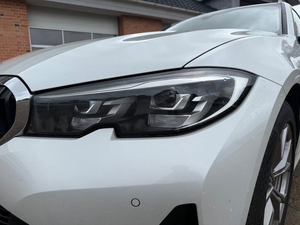 BMW 330e 2,0 Touring Sport Line aut. 5d