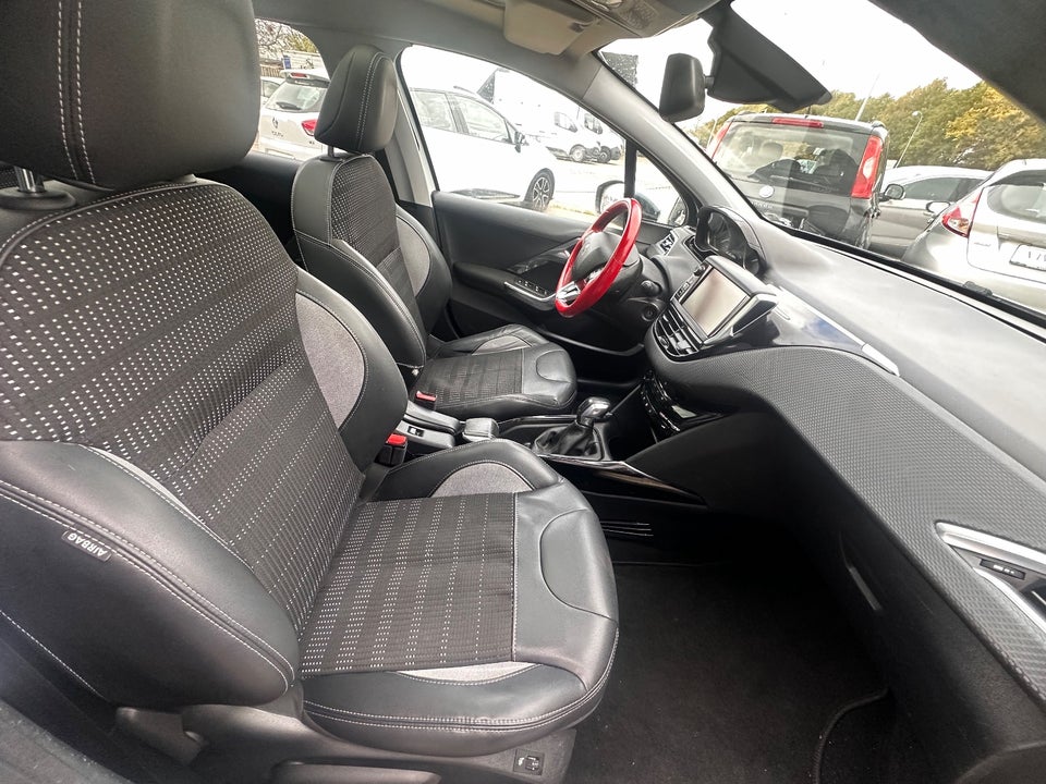 Peugeot 2008 1,6 BlueHDi 100 Allure 5d