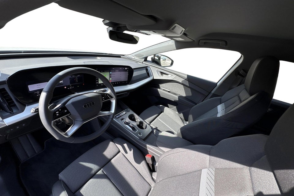 Audi Q4 e-tron performance 5d