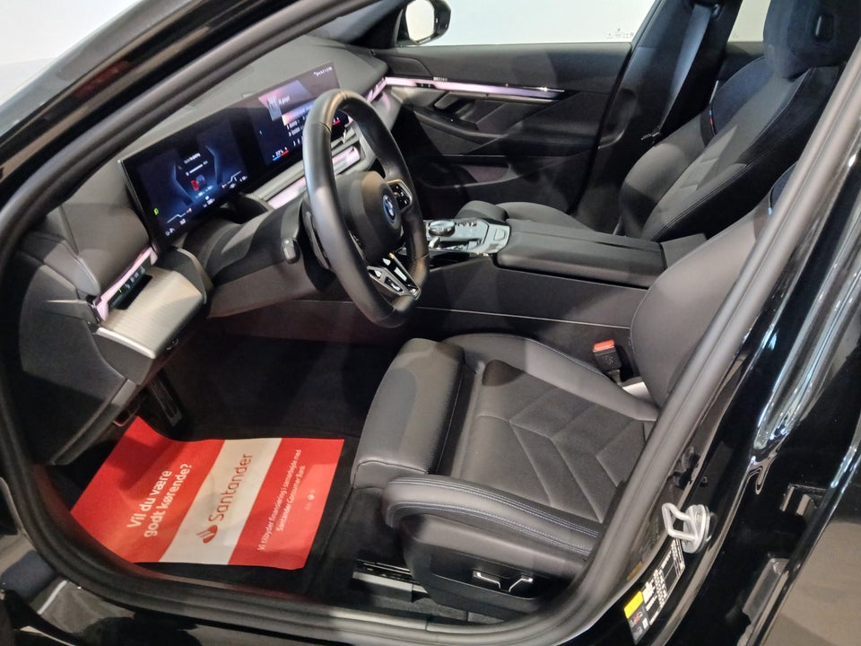 BMW i5 eDrive40 M-Sport 4d