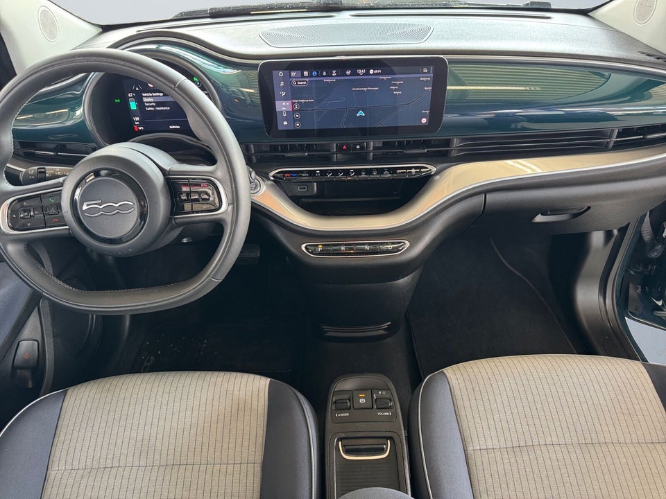 Fiat 500e 42 Icon 3+1 4d