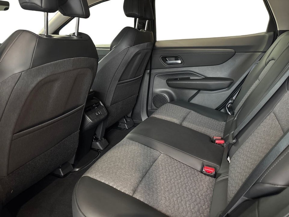 Nissan Ariya 63 Engage 5d