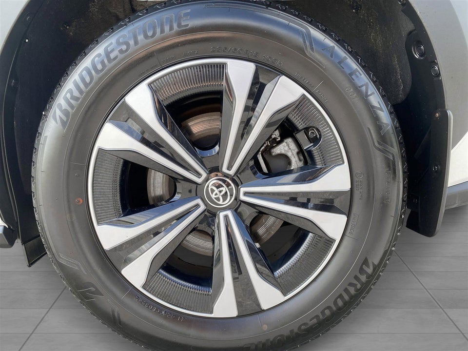 Toyota bZ4X Executive 5d