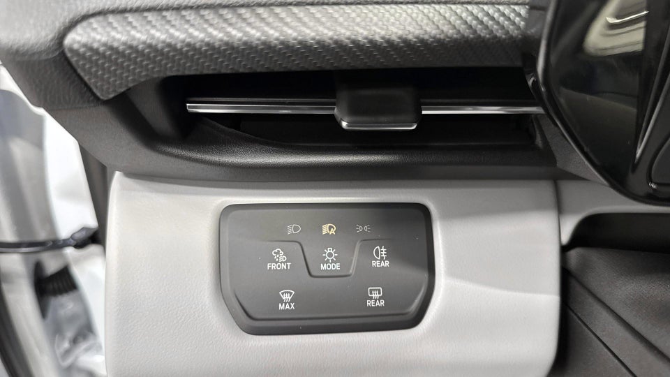 Ford Capri 77 Premium Extended Range 5d