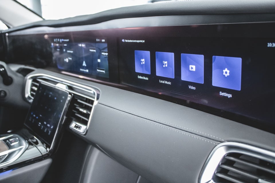 Hongqi E-HS9 99 Exclusive 5d