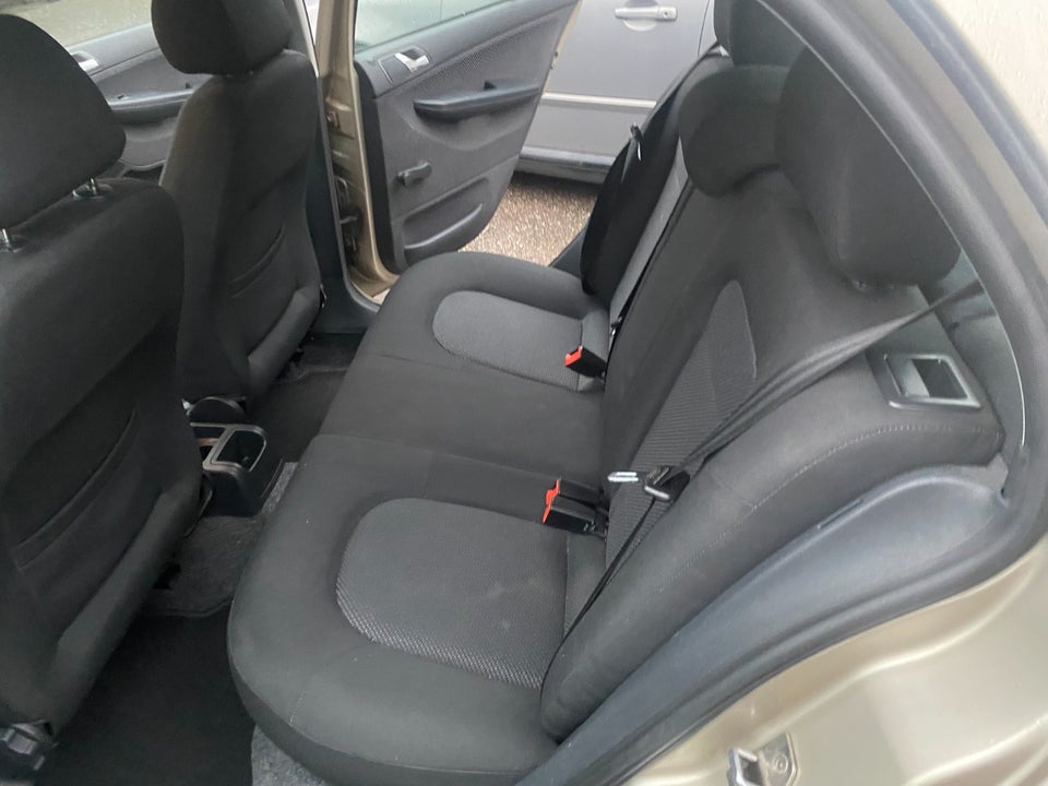 Skoda Fabia 1,2 12V Ambiente 5d