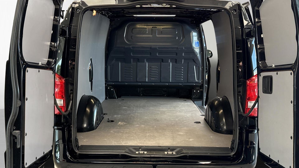 Mercedes Vito 114 2,0 CDi Complete aut. L RWD