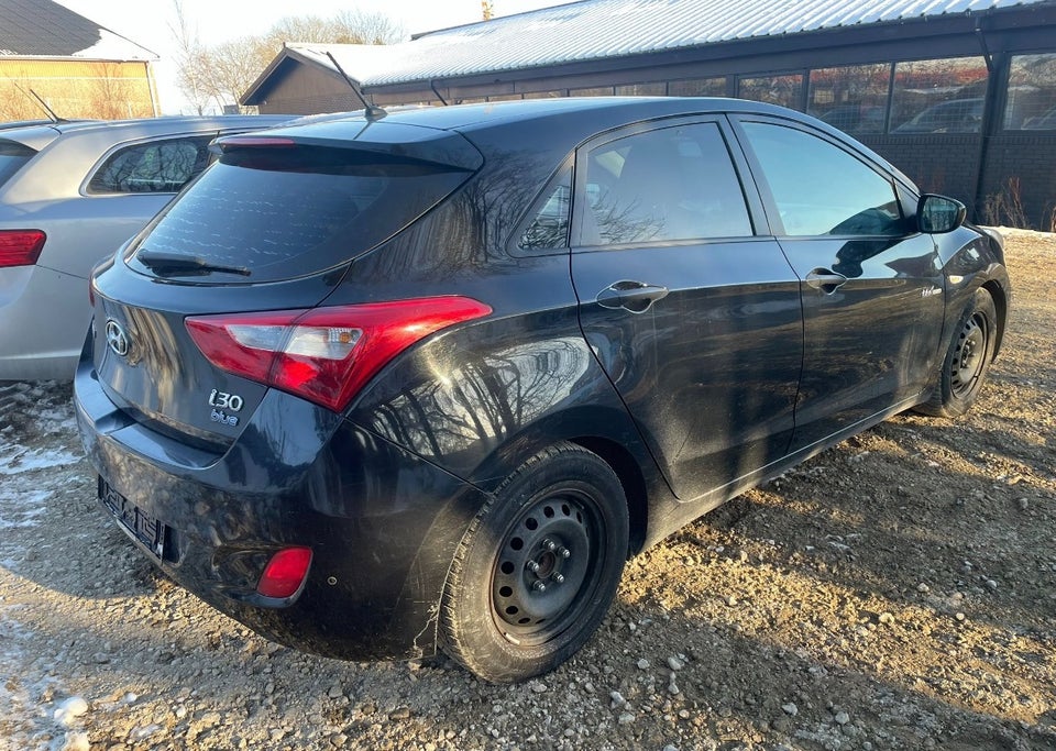 Hyundai i30 1,6 GDi Style Eco 5d