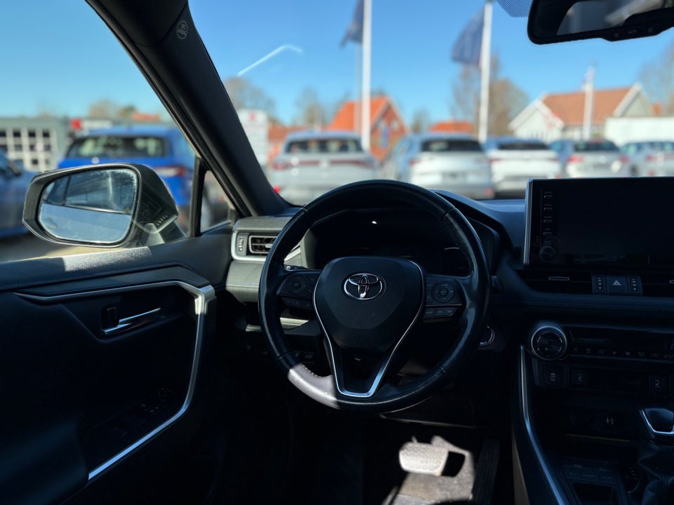 Toyota RAV4 2,5 Hybrid H3 Style MDS 5d