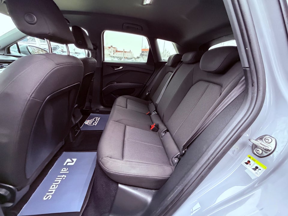 Audi Q4 e-tron 40 Advanced 5d