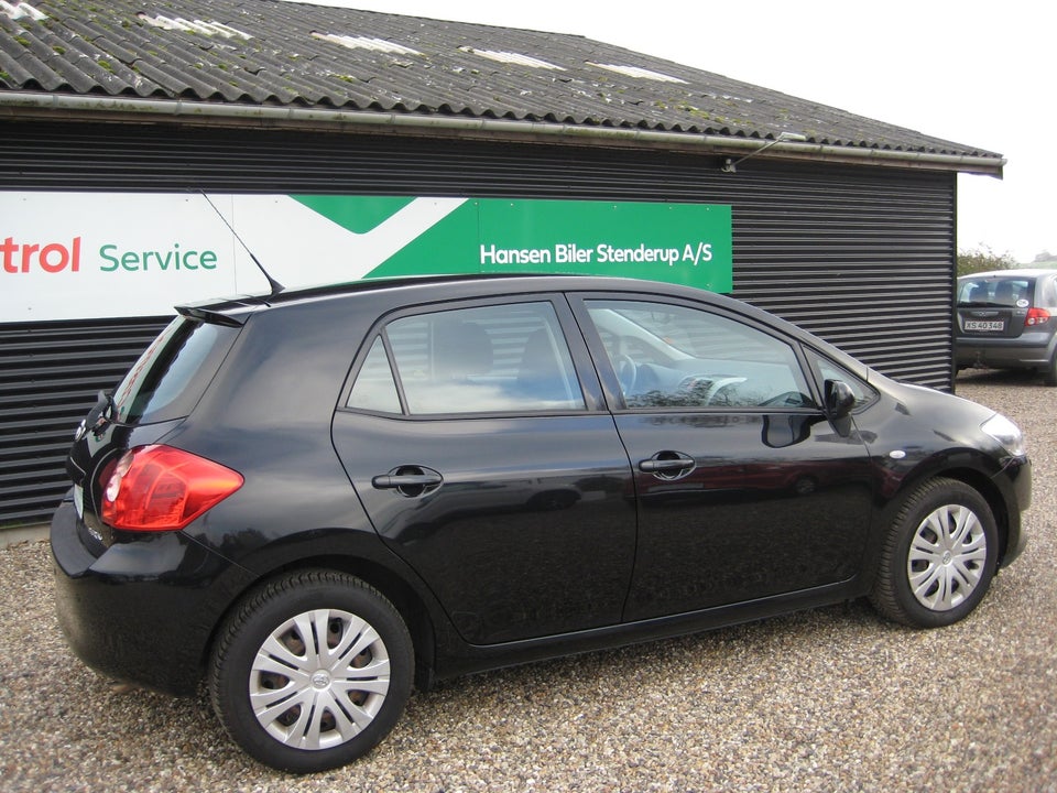 Toyota Auris 1,6 T2 5d