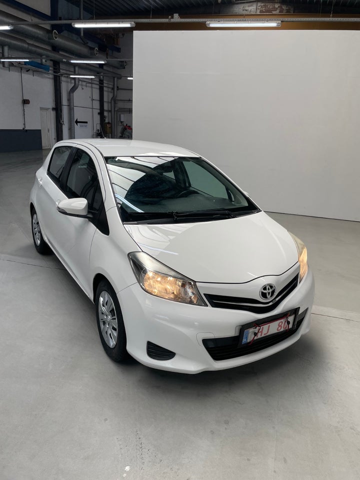 Toyota Yaris 1,4 D-4D T2 Van 5d