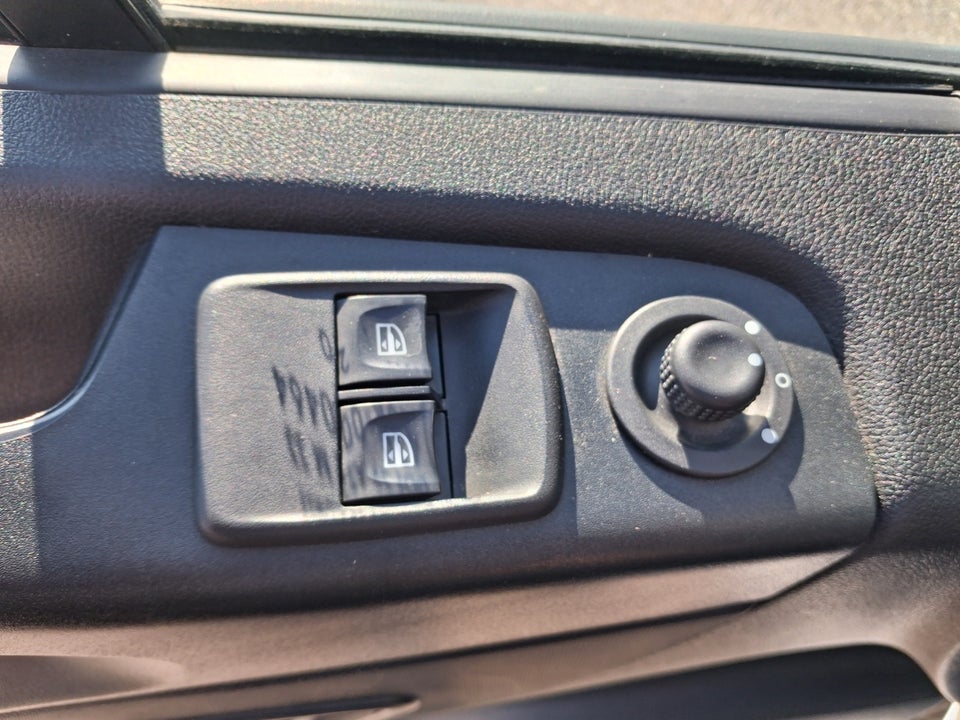 Renault Trafic T29 2,0 dCi 145 L2H2