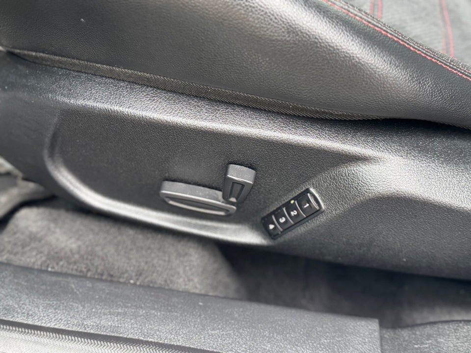 Ford Mondeo 2,0 SCTi 203 Titanium stc. aut. 5d