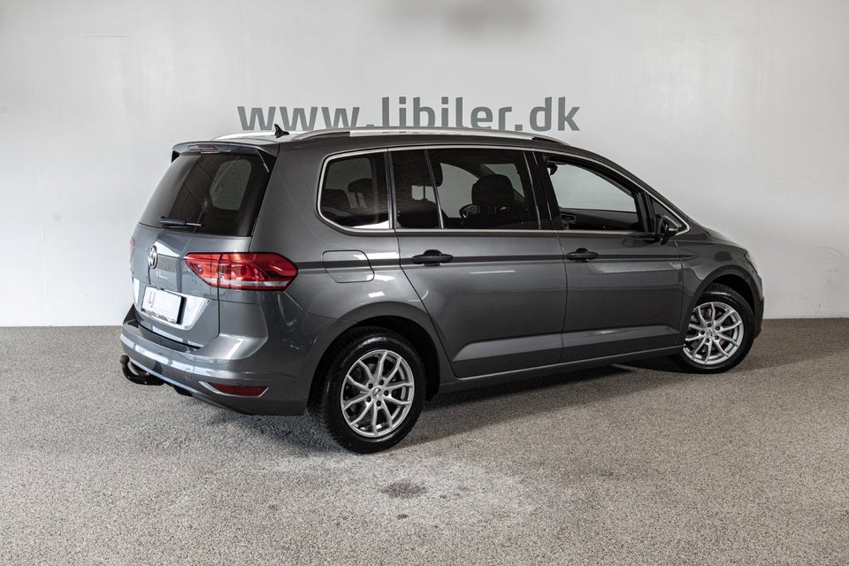 VW Touran 2,0 TDi 150 Highline DSG 7prs 5d
