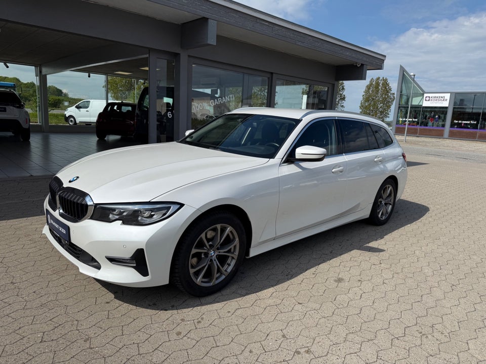 BMW 320d 2,0 Touring Connected aut. 5d