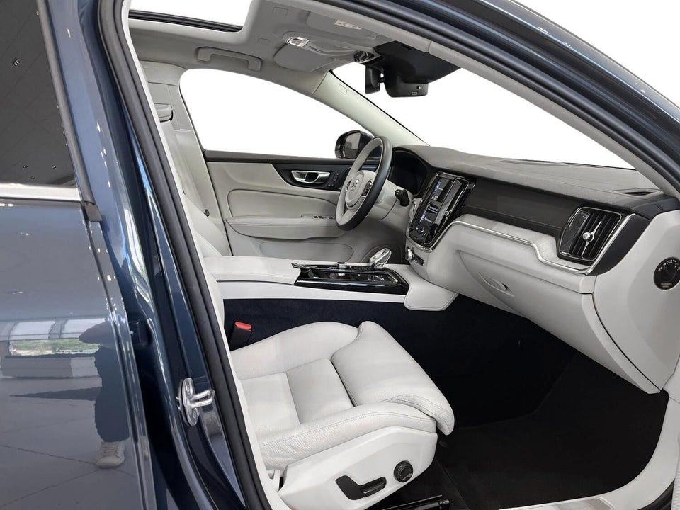 Volvo V60 2,0 T6 ReCharge Inscription aut. AWD 5d