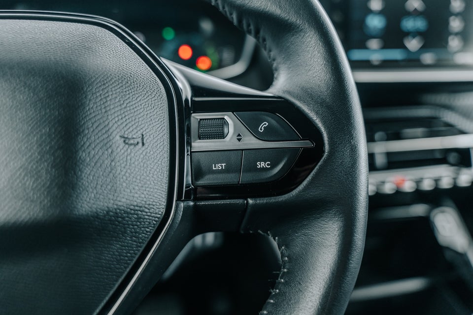 Peugeot e-208 50 Active Pack 5d