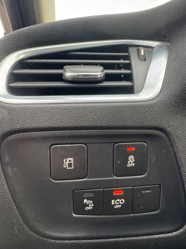 Citroën C4 1,6 e-HDi 115 Seduction 5d