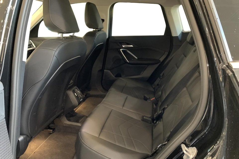 BMW iX1 eDrive20 X-Line 5d