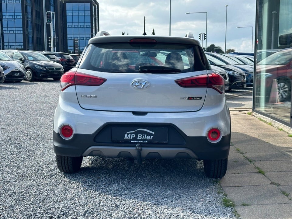 Hyundai i20 Active Cross 1,4 CRDi 90 Life 5d